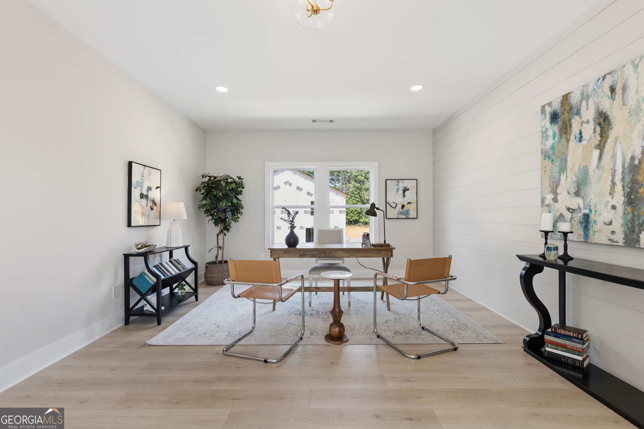 372 Summerville Lane