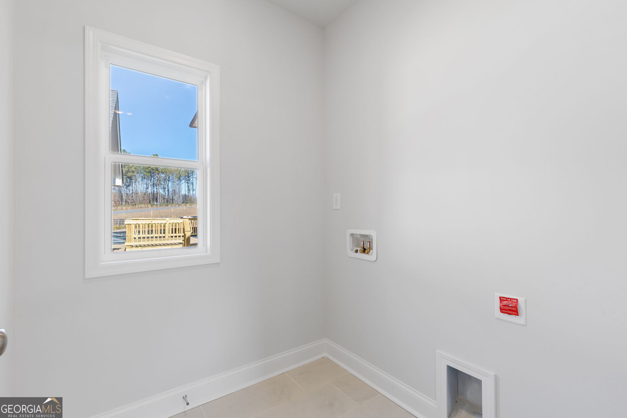 372 Summerville Lane