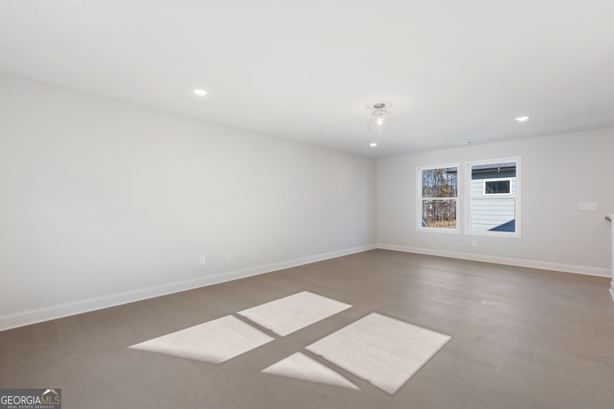 372 Summerville Lane