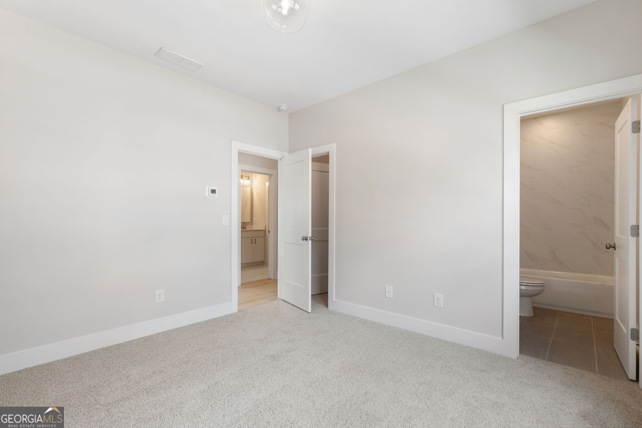 372 Summerville Lane
