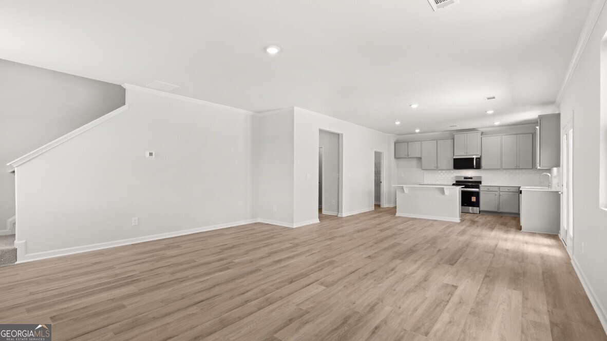 530 Hampton Terrace