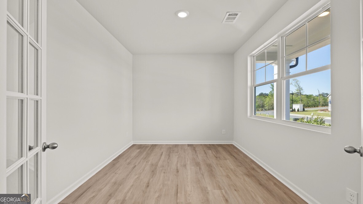 530 Hampton Terrace