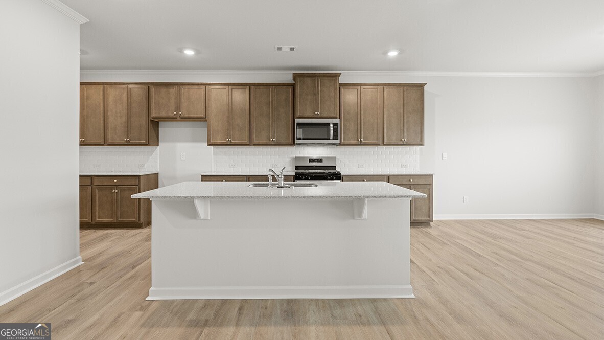 529 Hampton Terrace