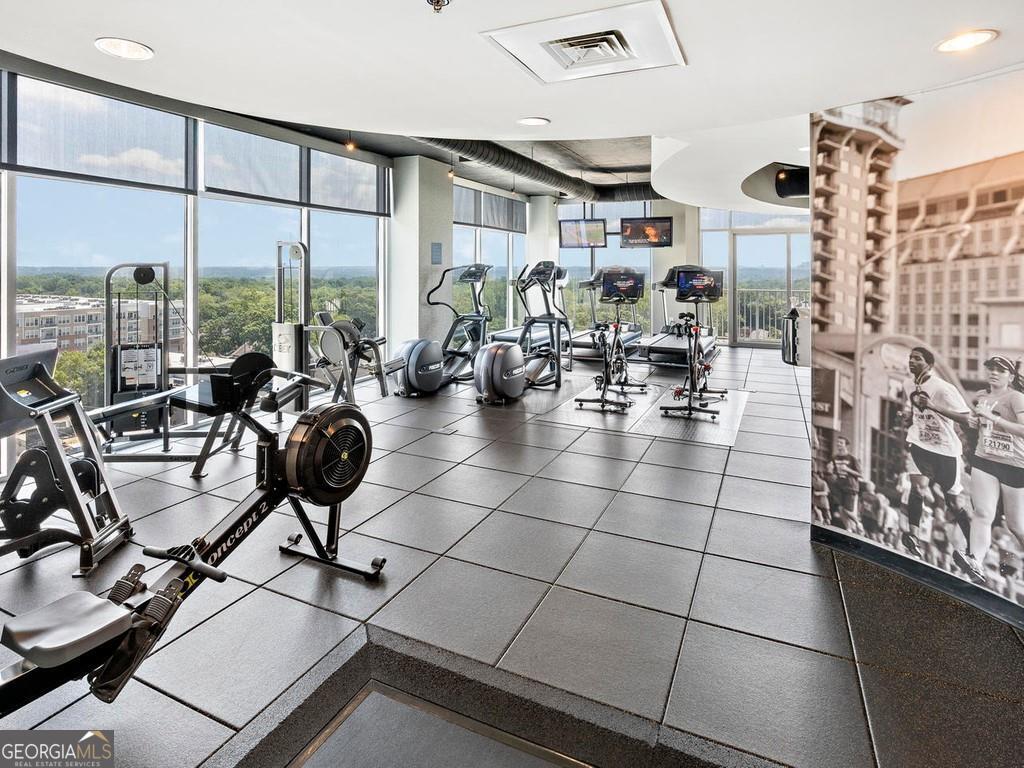 250 Pharr Road NE # 804