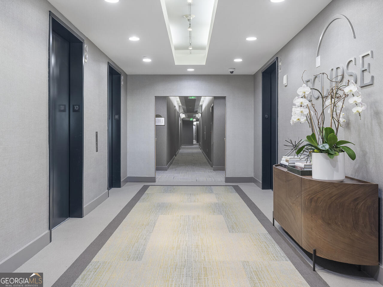 250 Pharr Road NE # 804