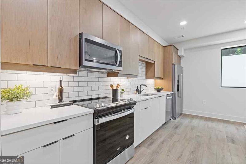 108 Park Place Unit 103