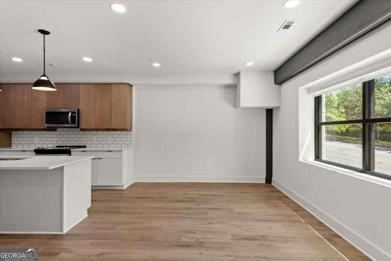 108 Park Place Unit 107