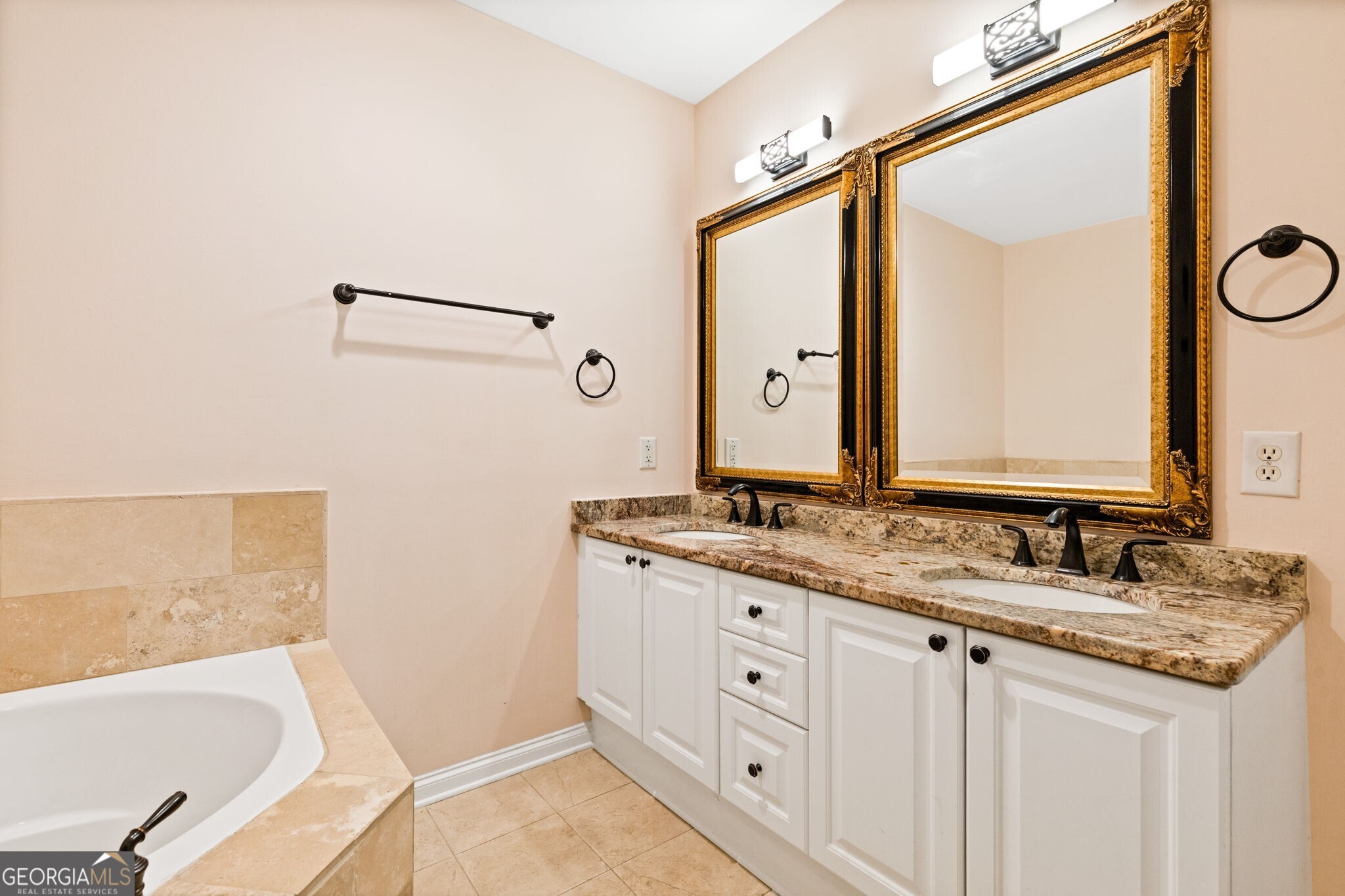 1735 Peachtree Street NE # 117