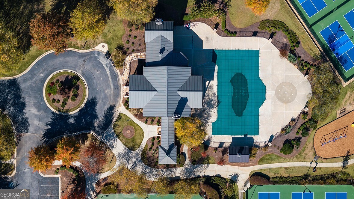75 Lakeview Point