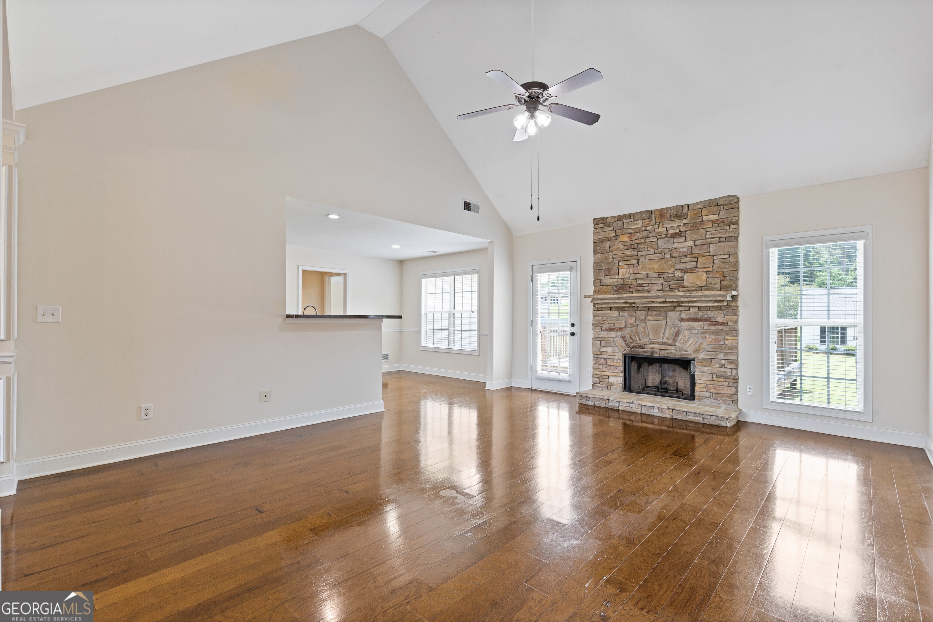 360 Finch Way
