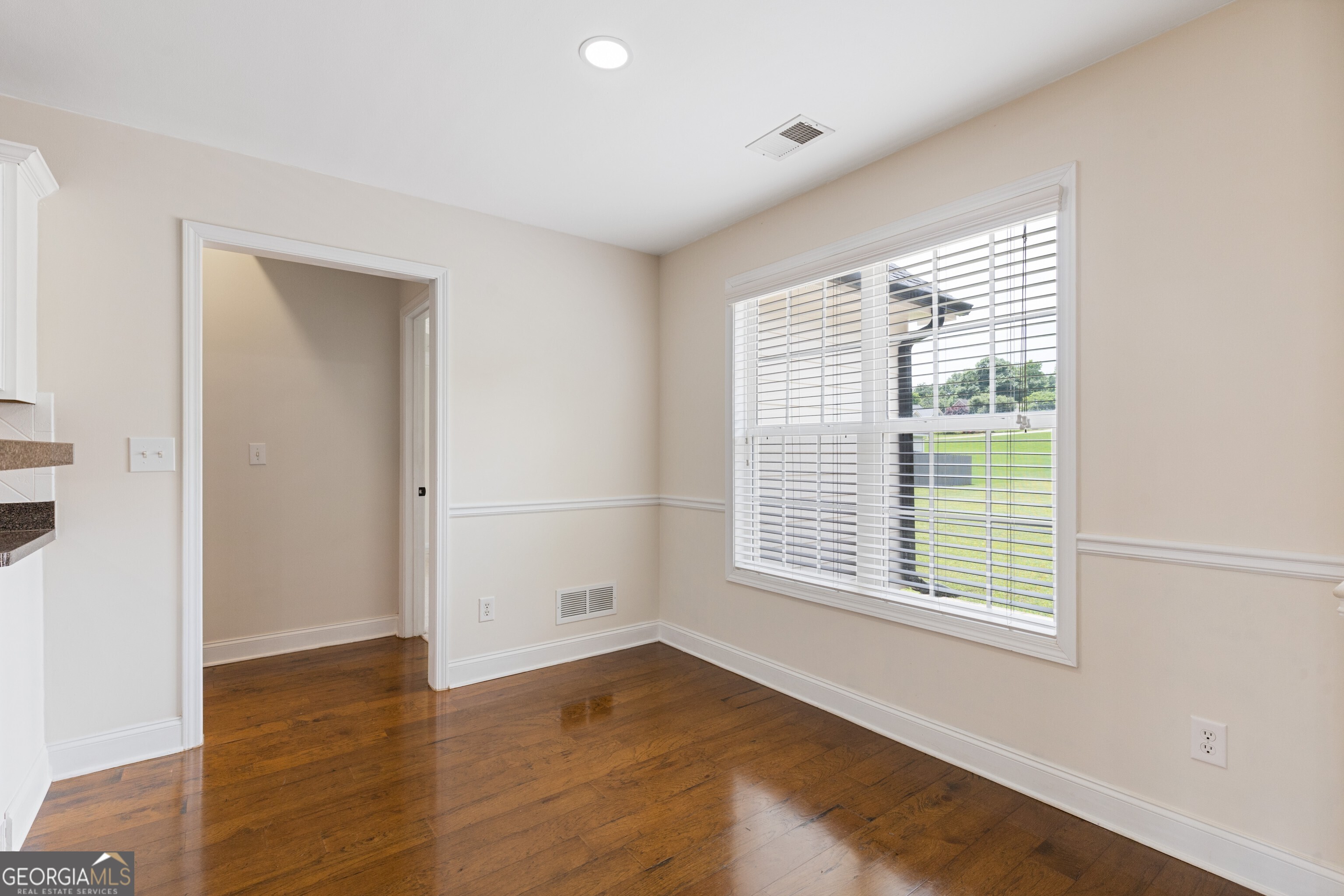 360 Finch Way