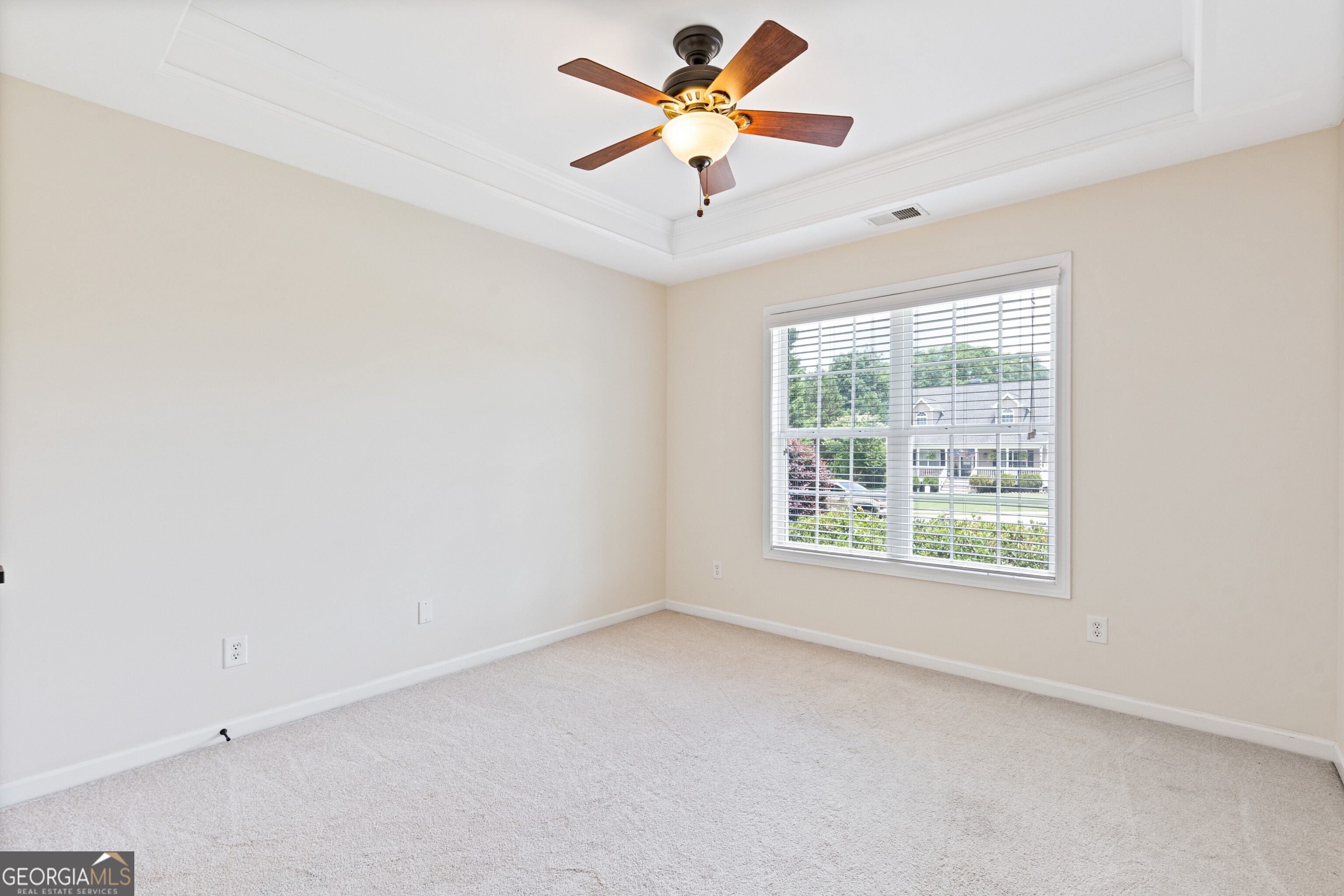 360 Finch Way