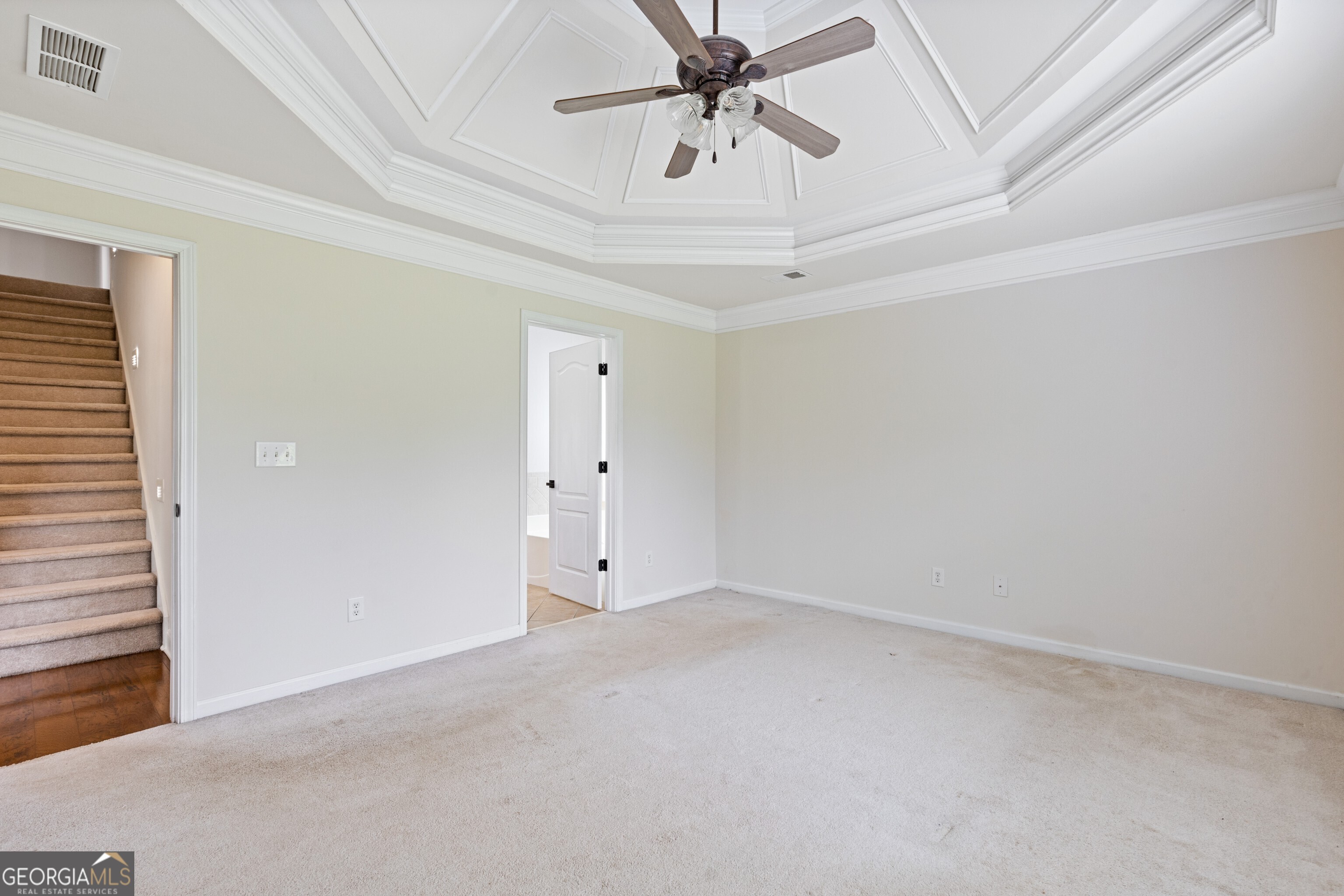360 Finch Way