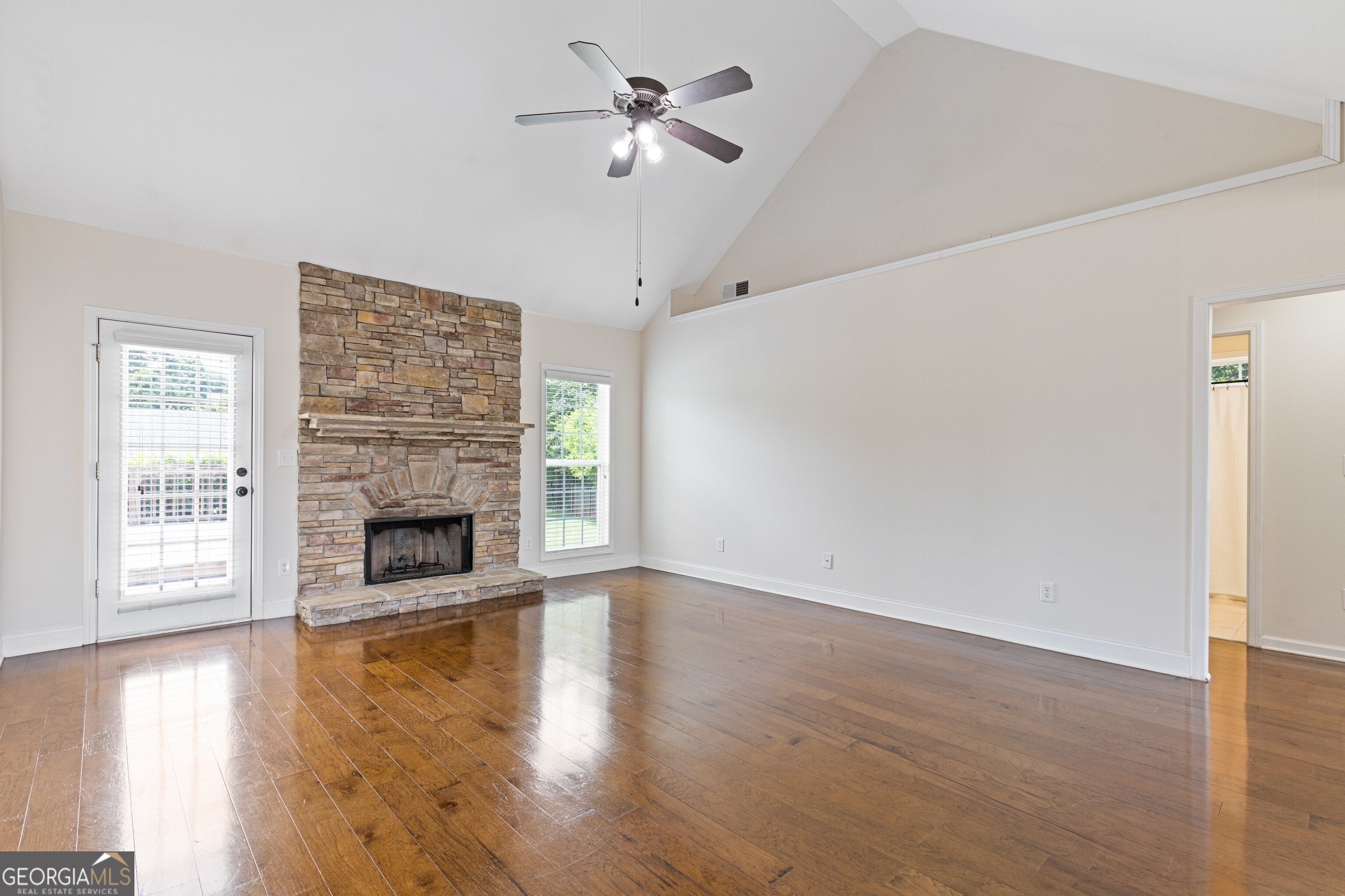 360 Finch Way