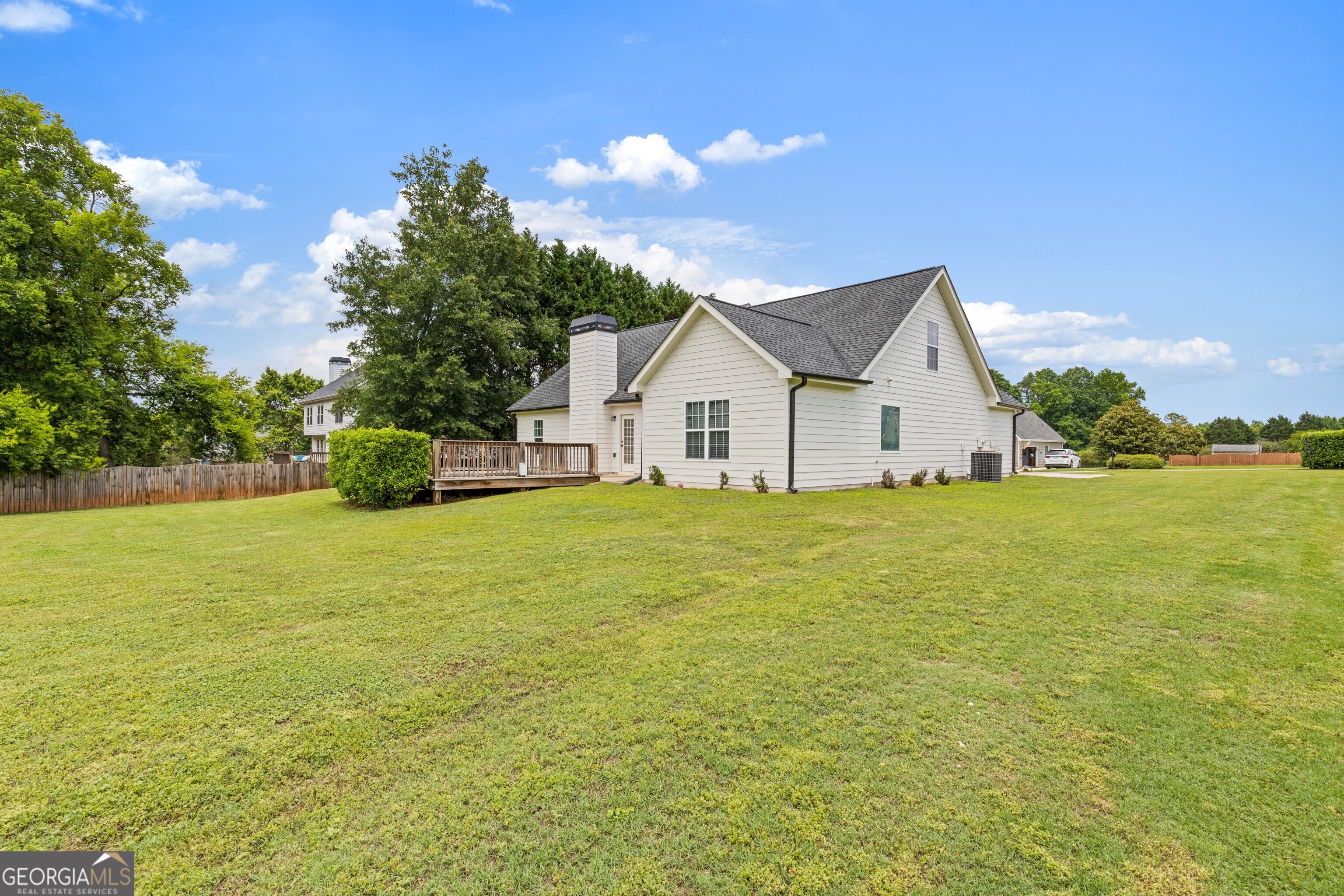360 Finch Way