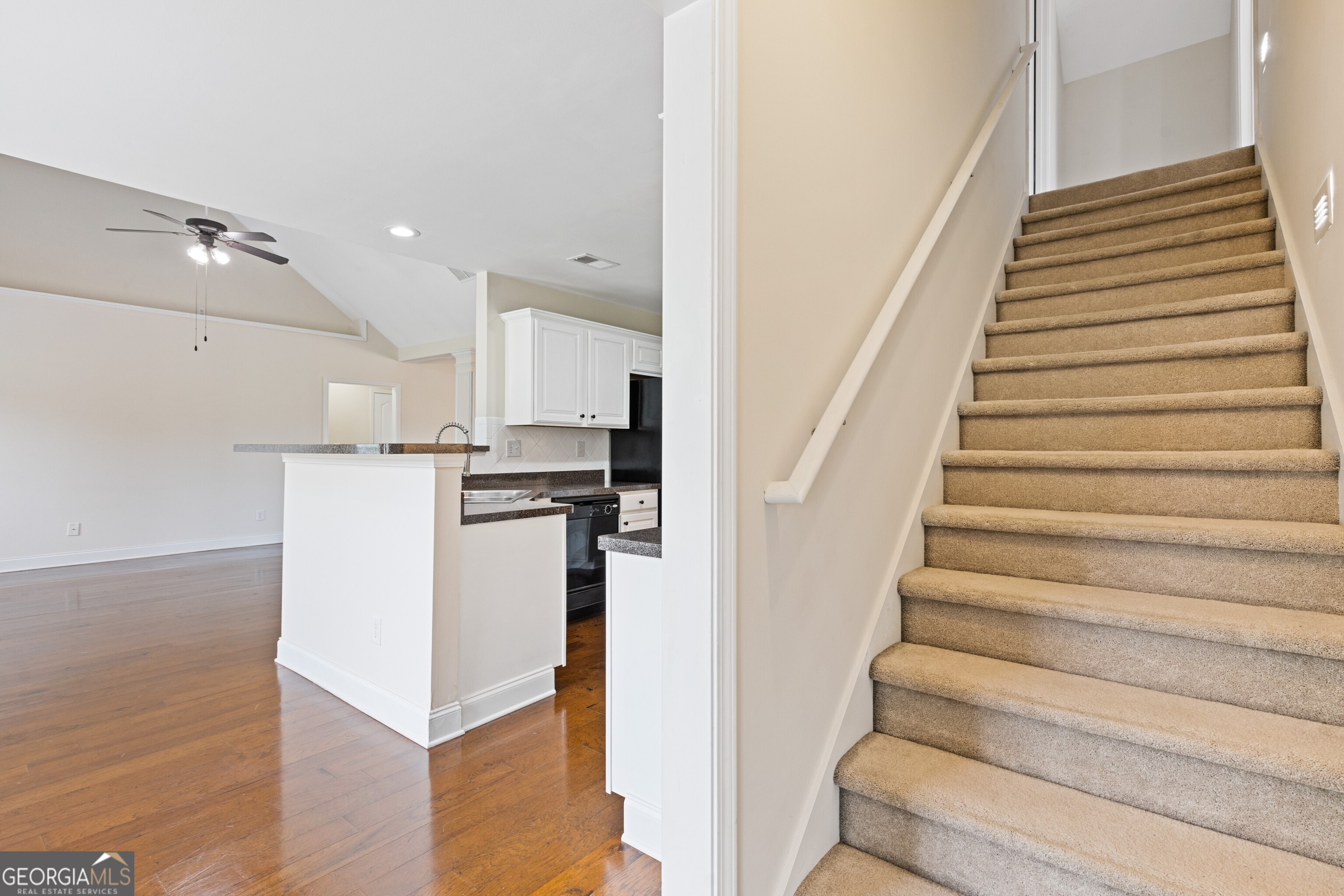 360 Finch Way