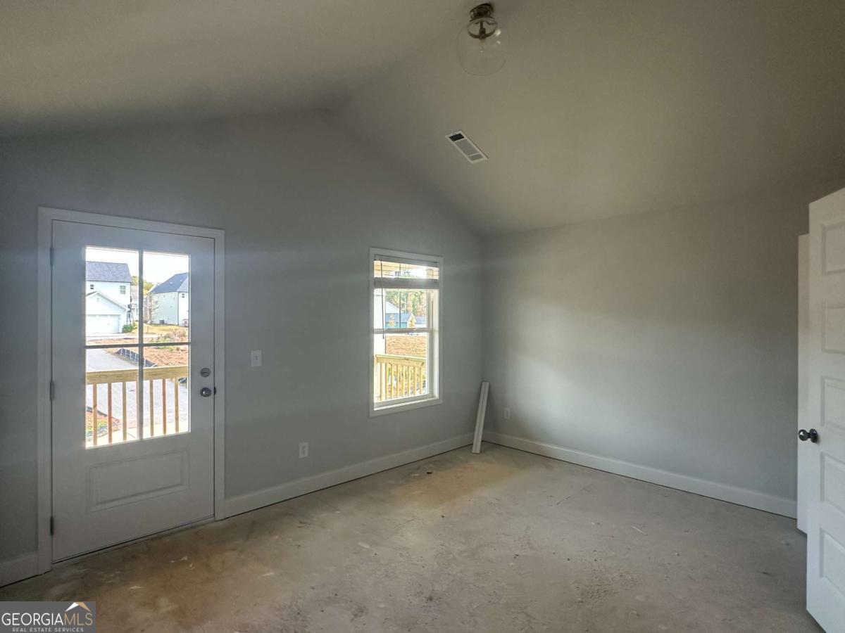 360 Summerville Lane
