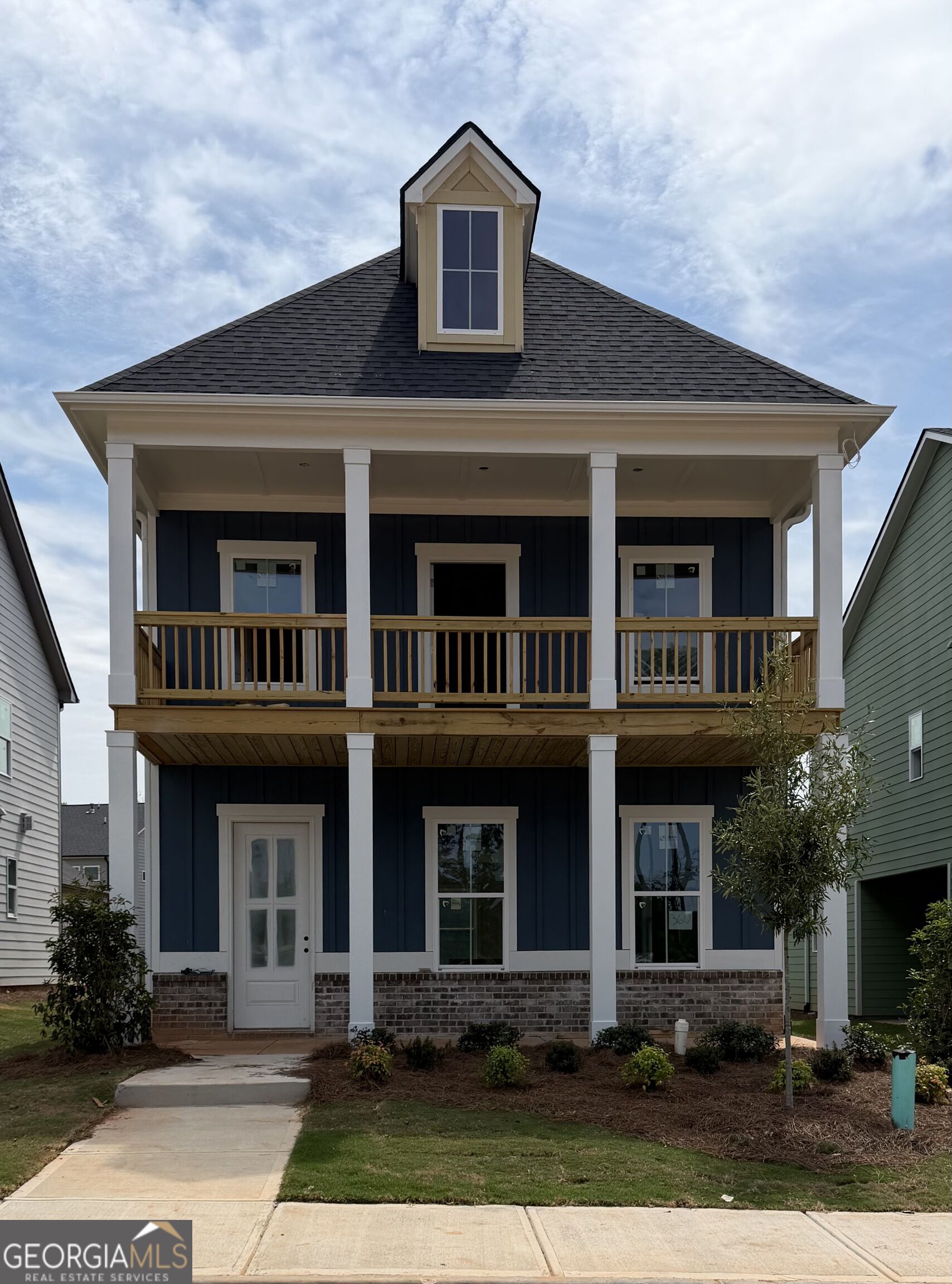 360 Summerville Lane