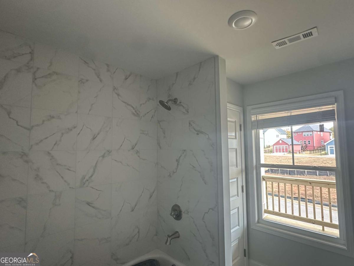 360 Summerville Lane