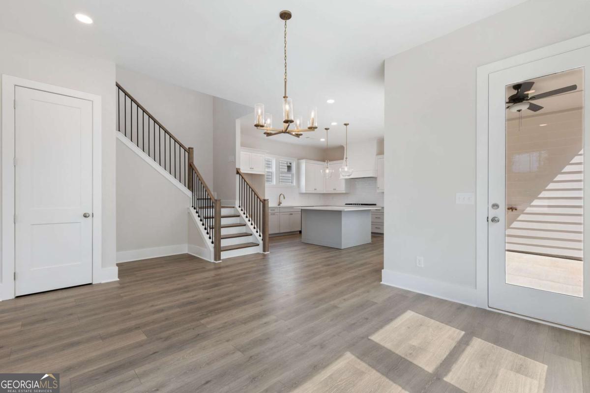 376 Summerville Lane