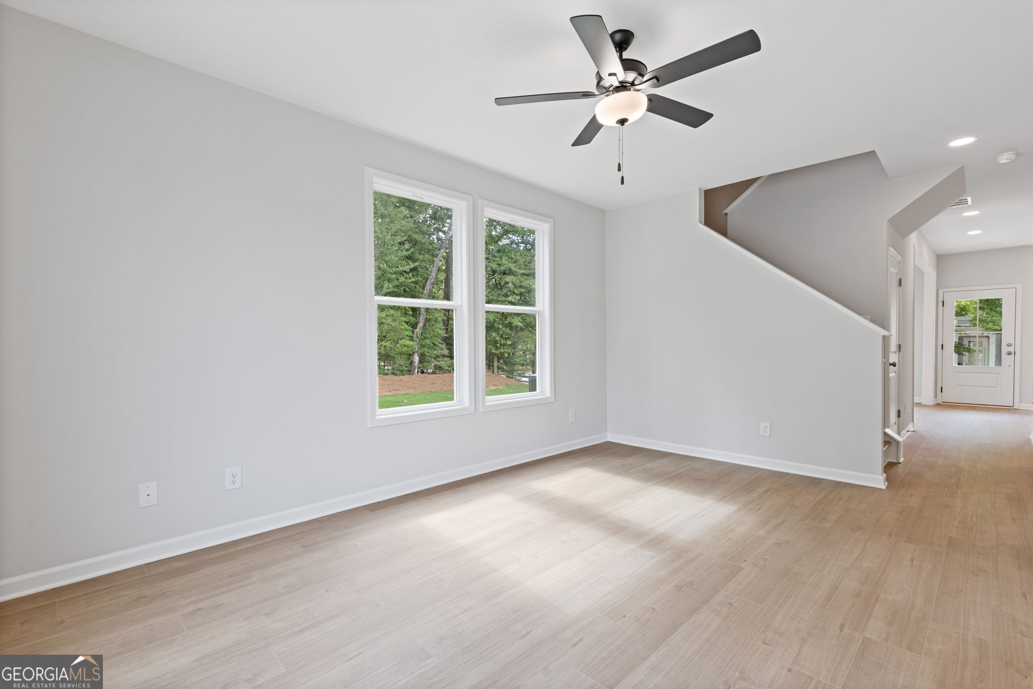 379 Summerville Lane # 12