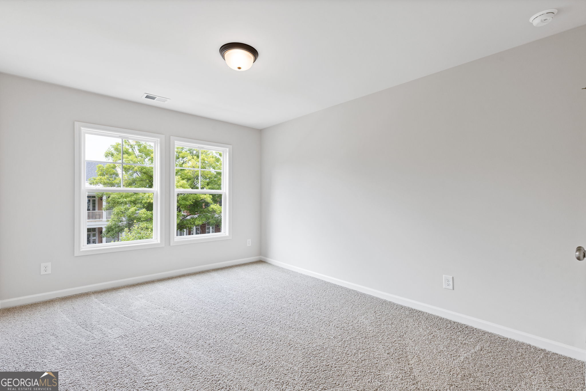 379 Summerville Lane # 12