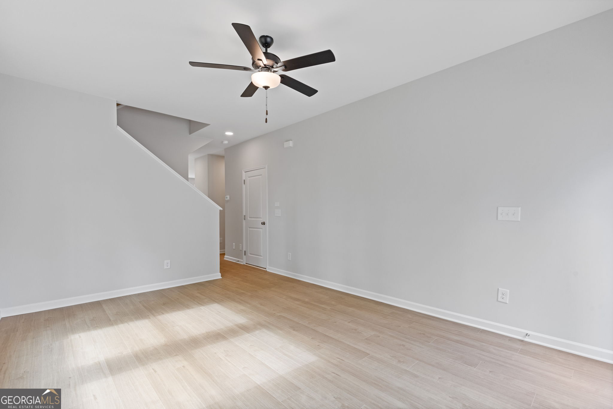 379 Summerville Lane # 12