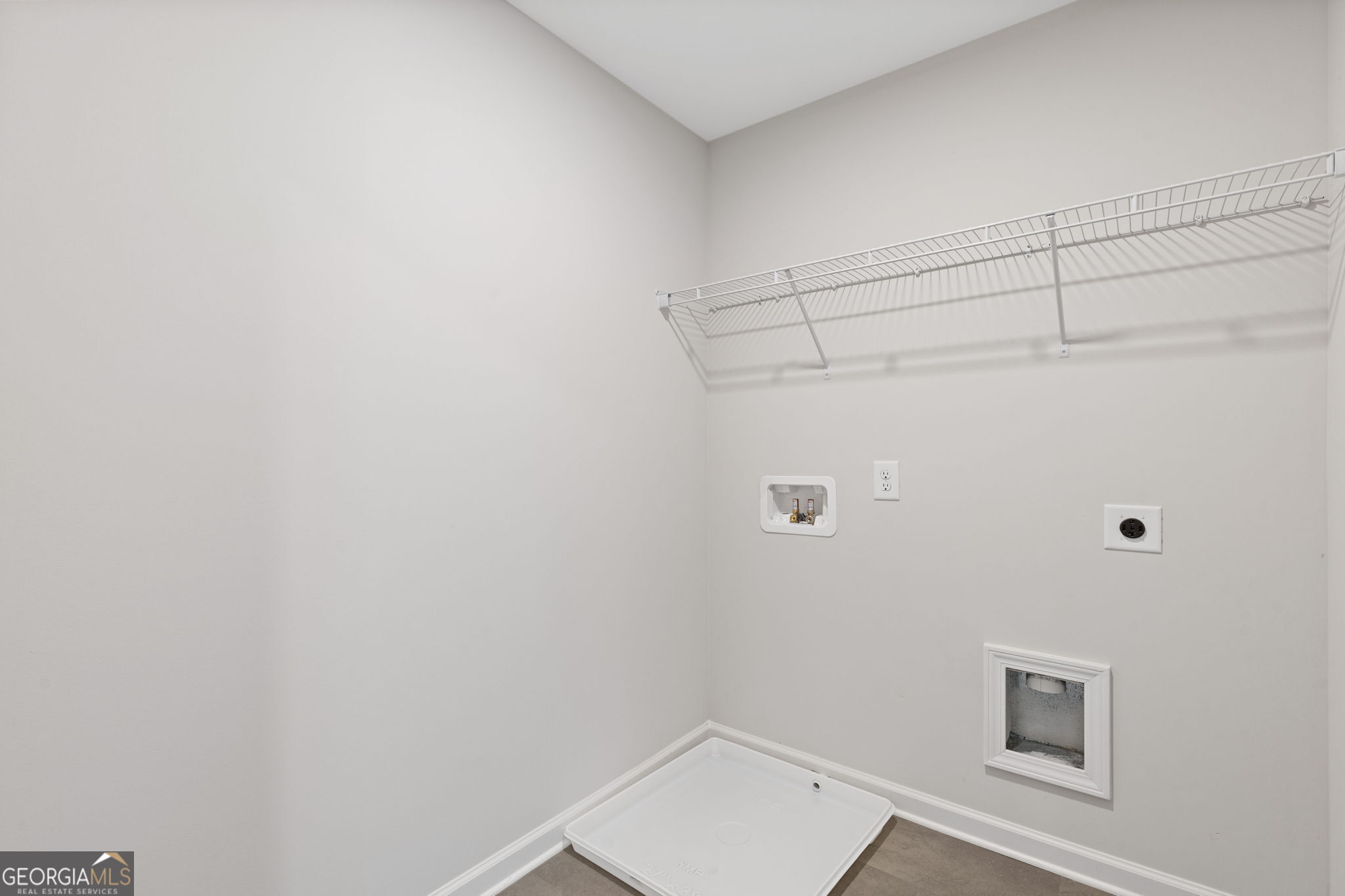 379 Summerville Lane # 12