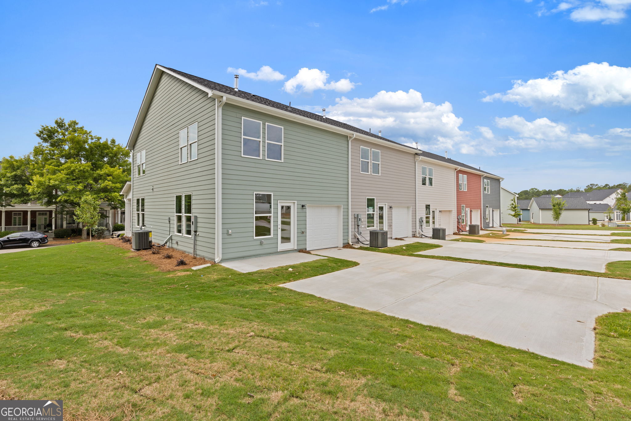 379 Summerville Lane # 12