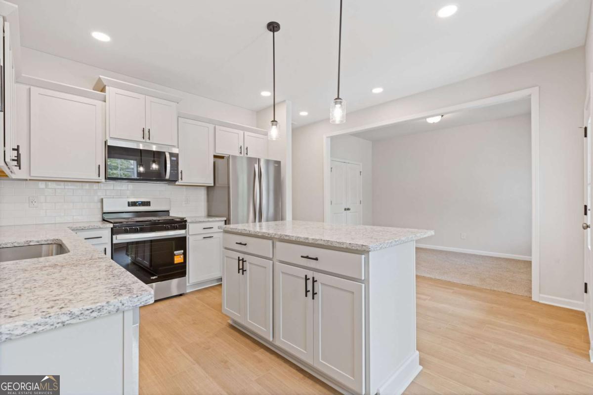 383 Summerville Lane # 10