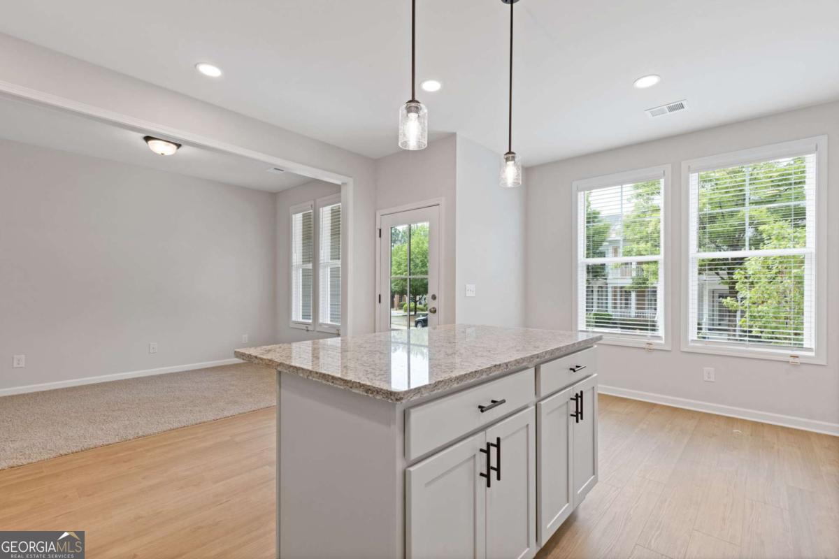 383 Summerville Lane # 10