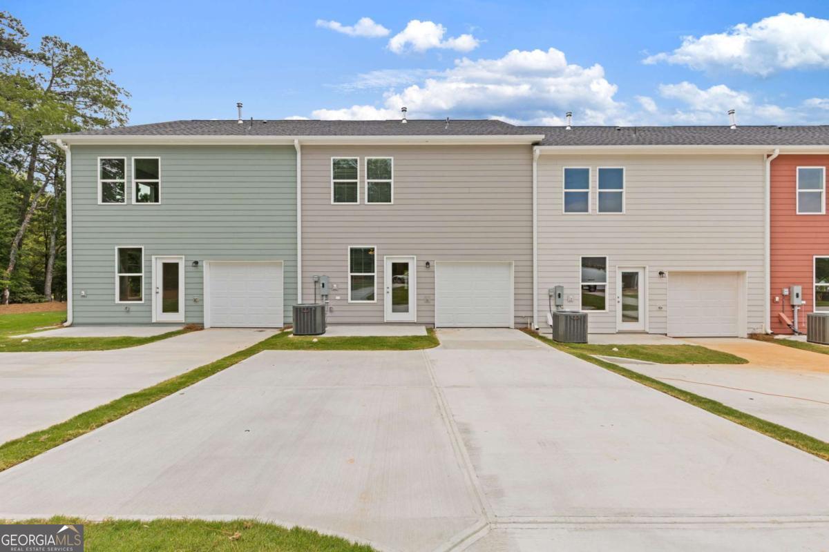 383 Summerville Lane # 10