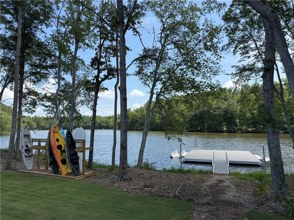 5 Club Cresswind Drive