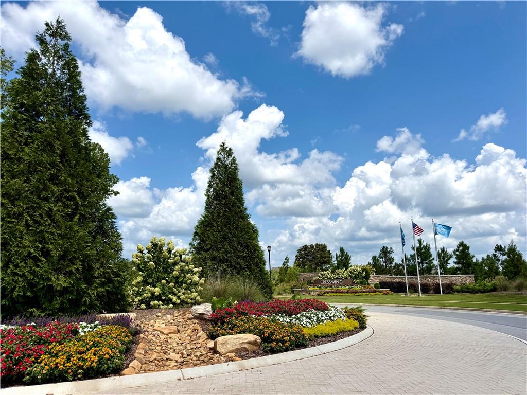 5 Club Cresswind Drive