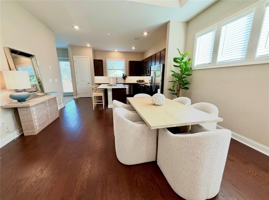 5 Club Cresswind Drive
