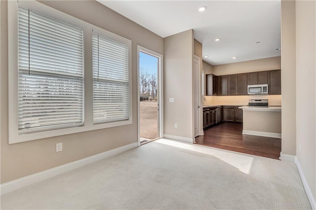 5 Club Cresswind Drive