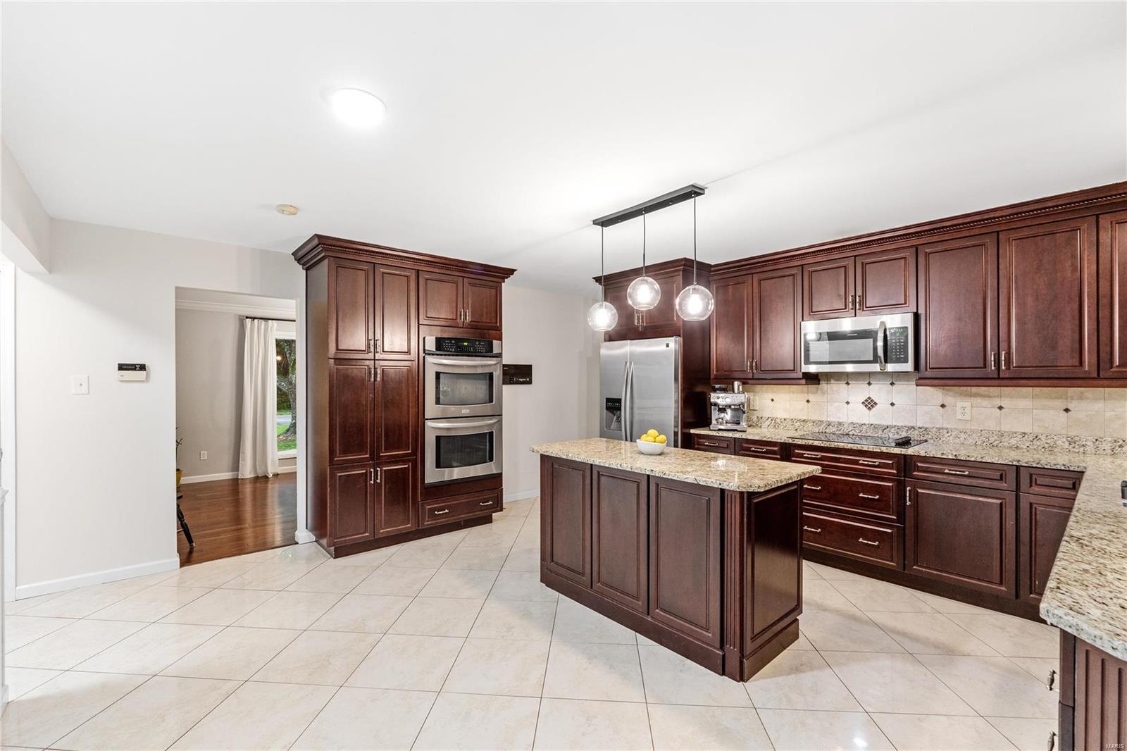 7783 Ashwood Drive