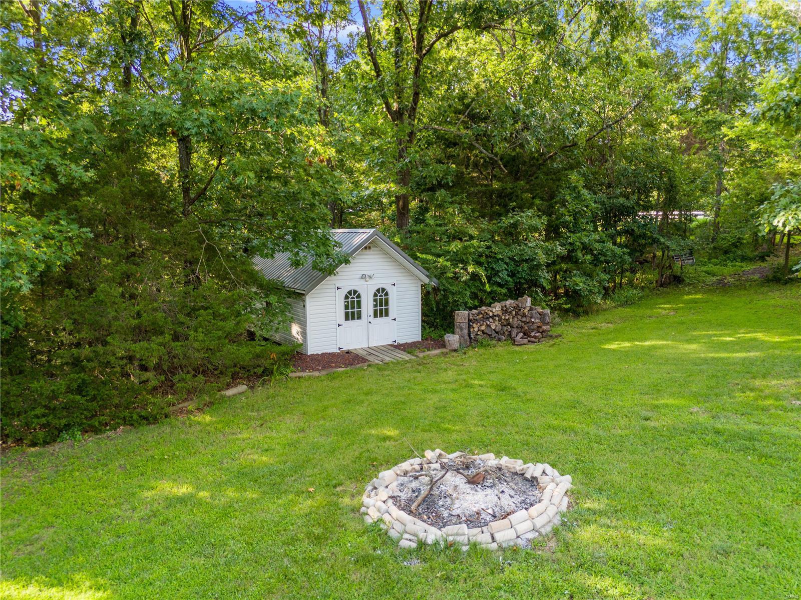 7783 Ashwood Drive