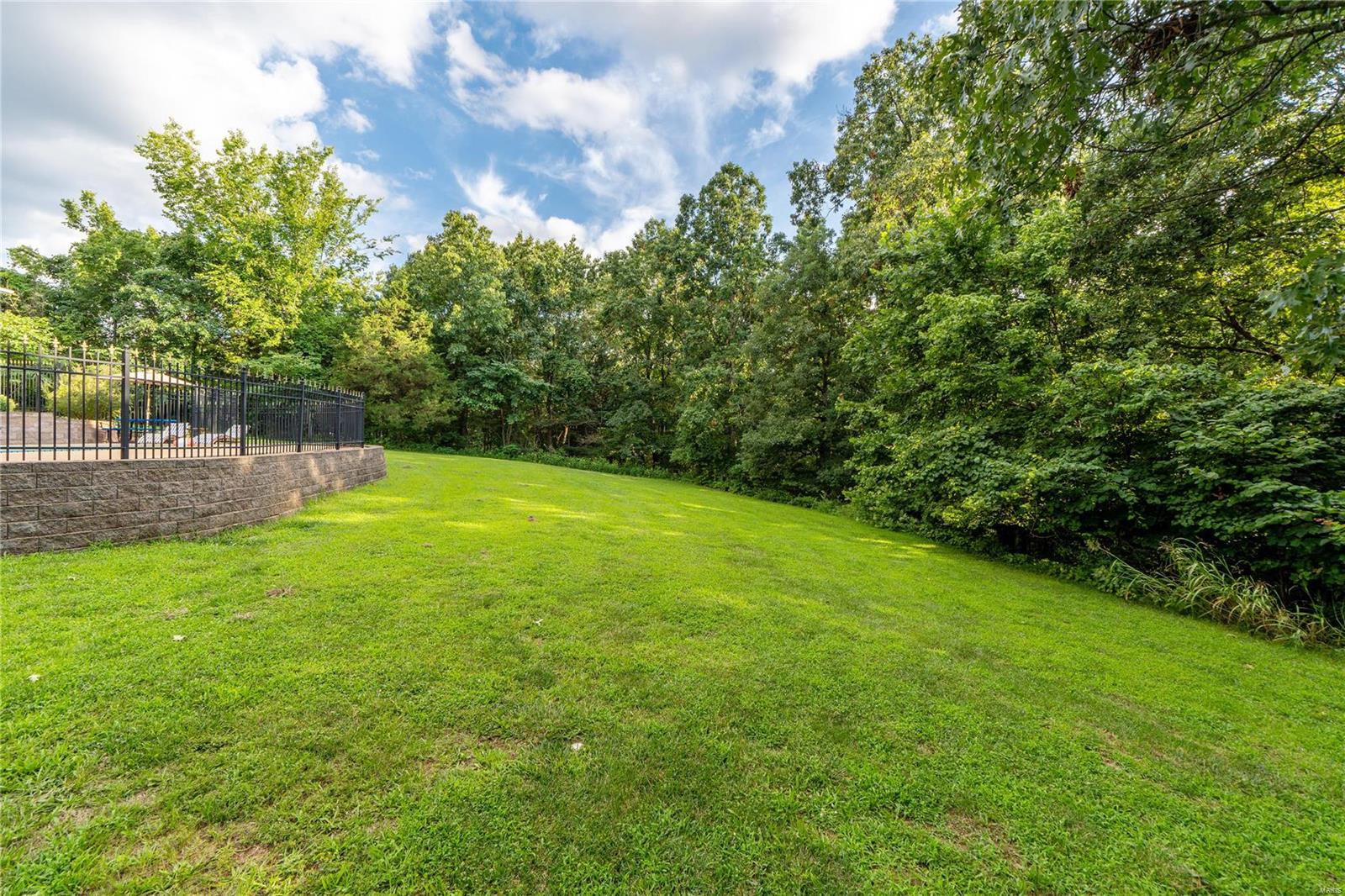 7783 Ashwood Drive