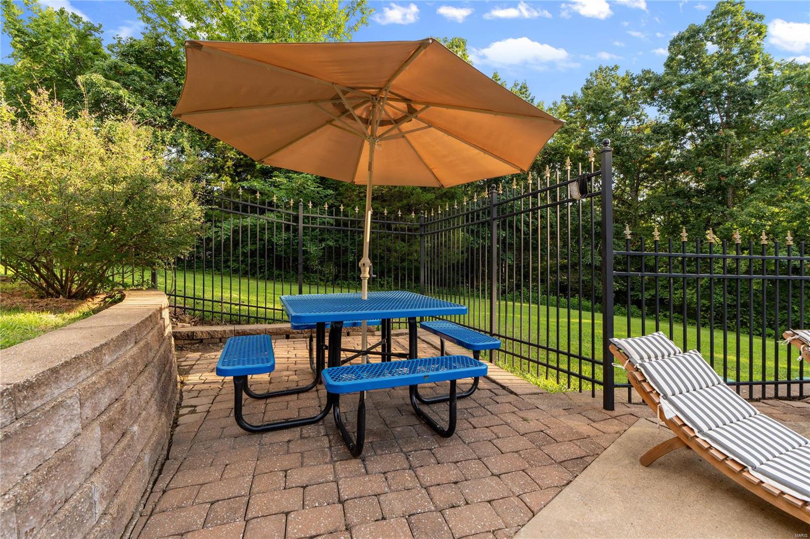 7783 Ashwood Drive