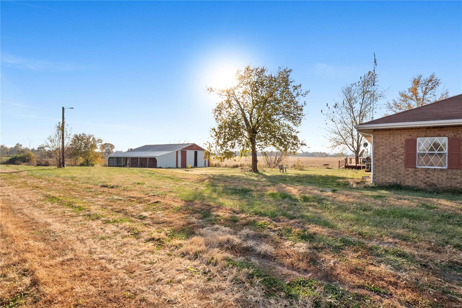 1652 Red Stripe Road