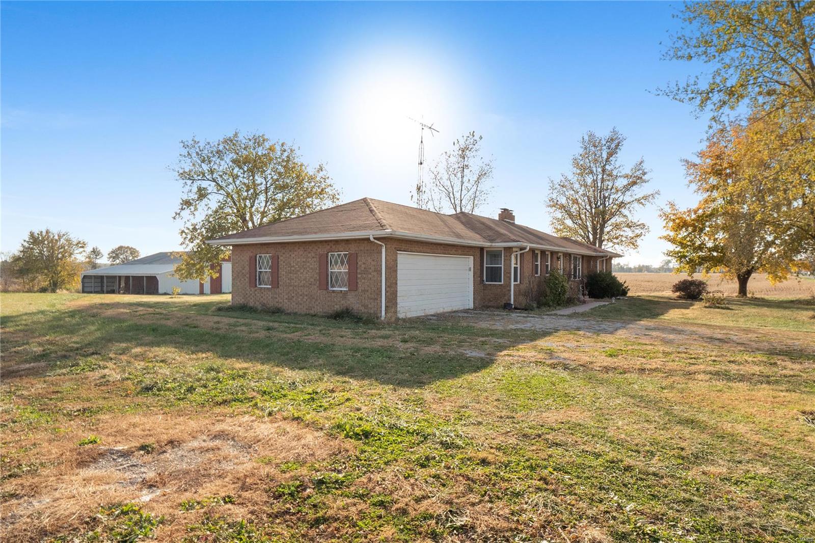 1652 Red Stripe Road