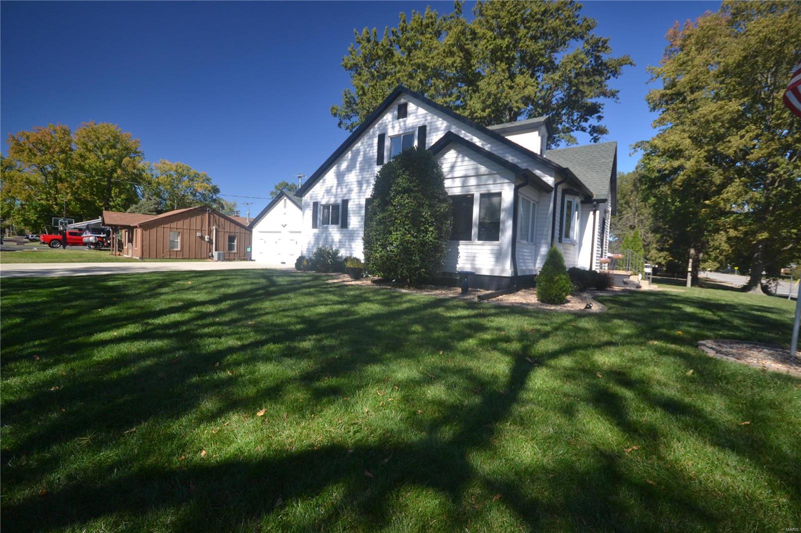 205 N 6th Street
