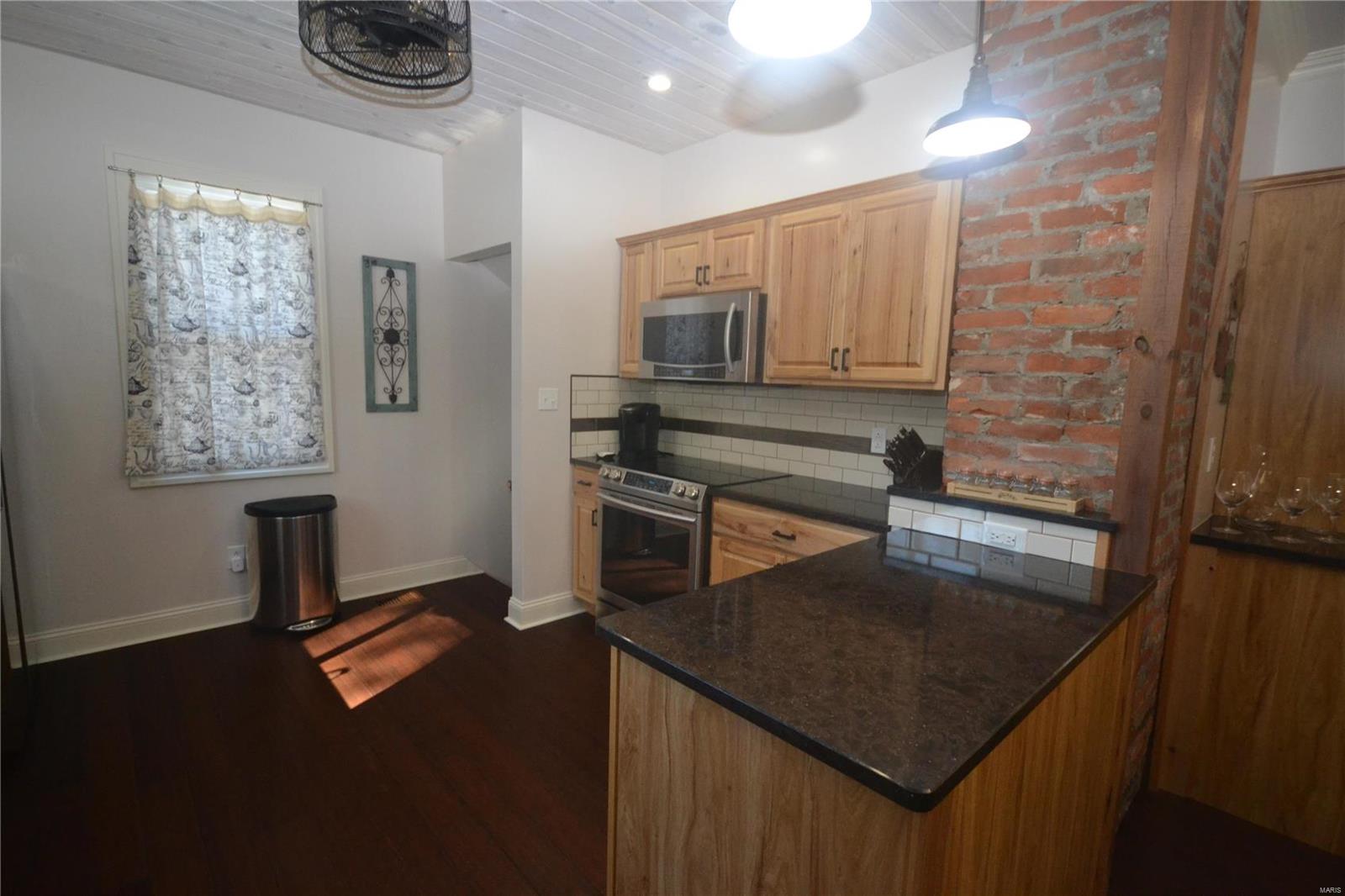 205 N 6th Street