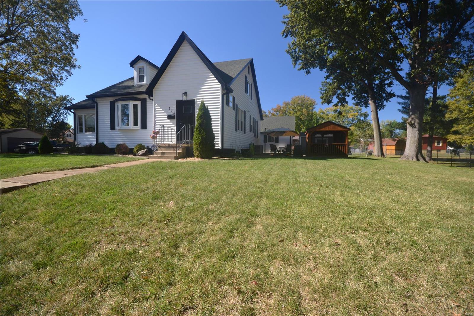 205 N 6th Street