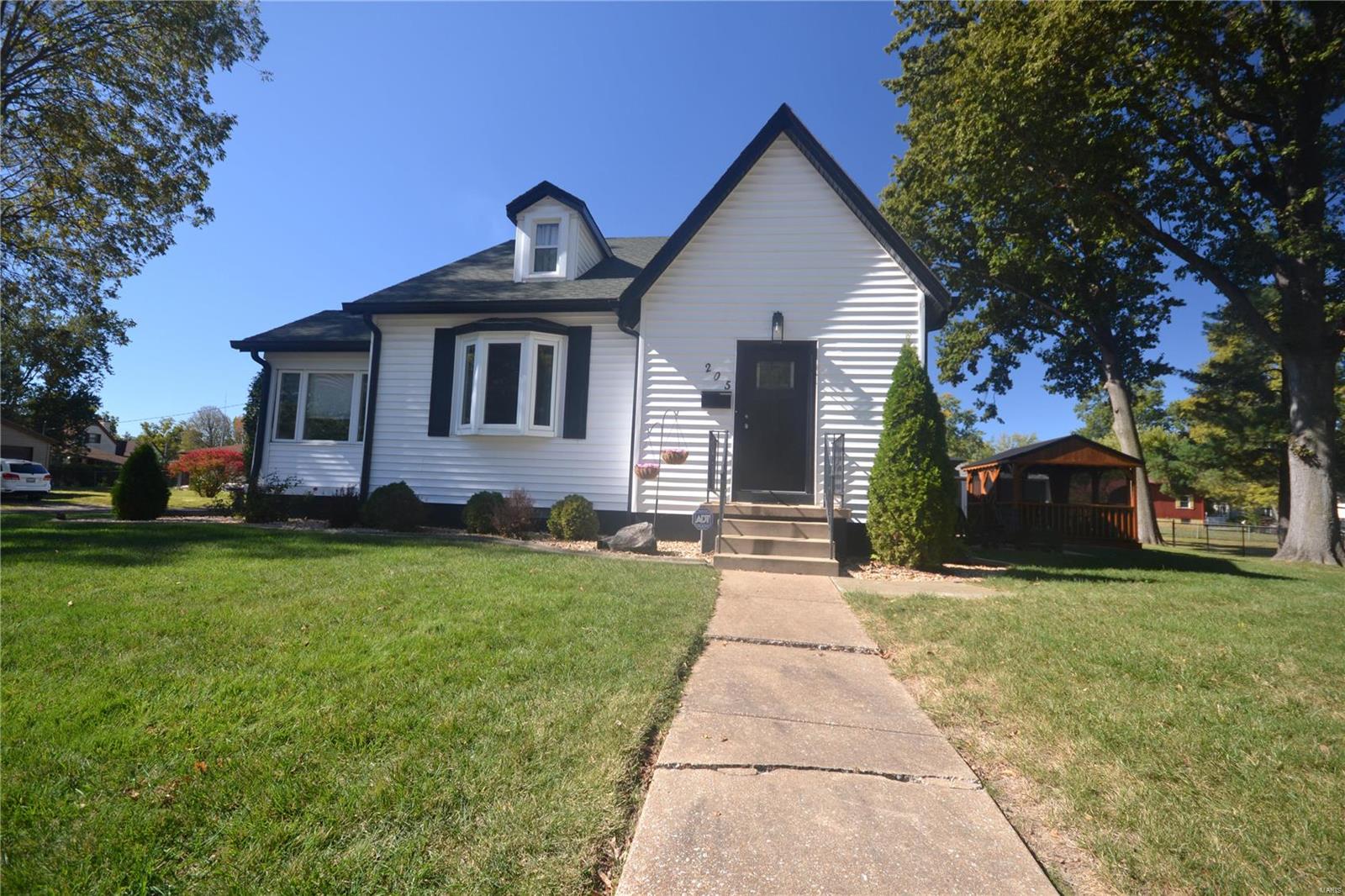 205 N 6th Street
