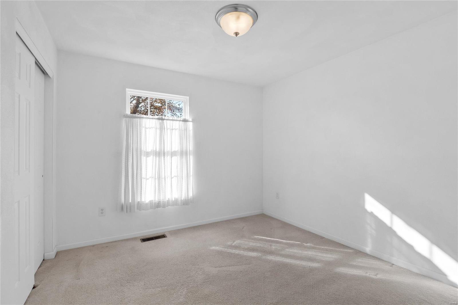 12 Gladwyn Drive