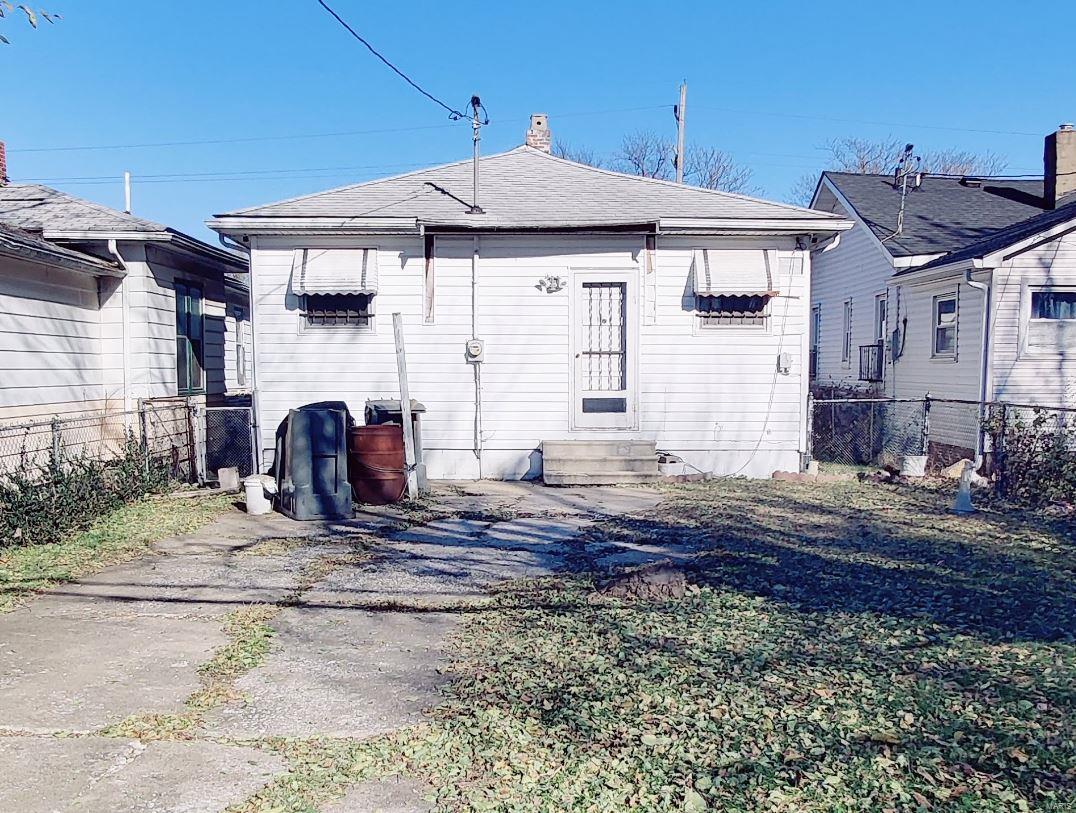 2214 Illinois Avenue