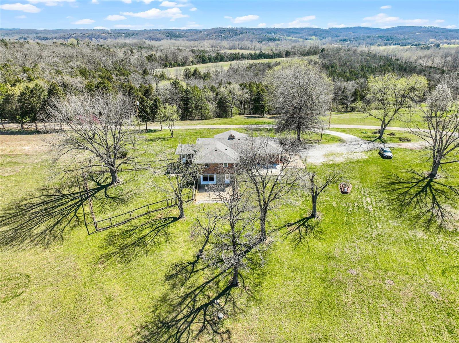 139 Twin Bluffs Lane