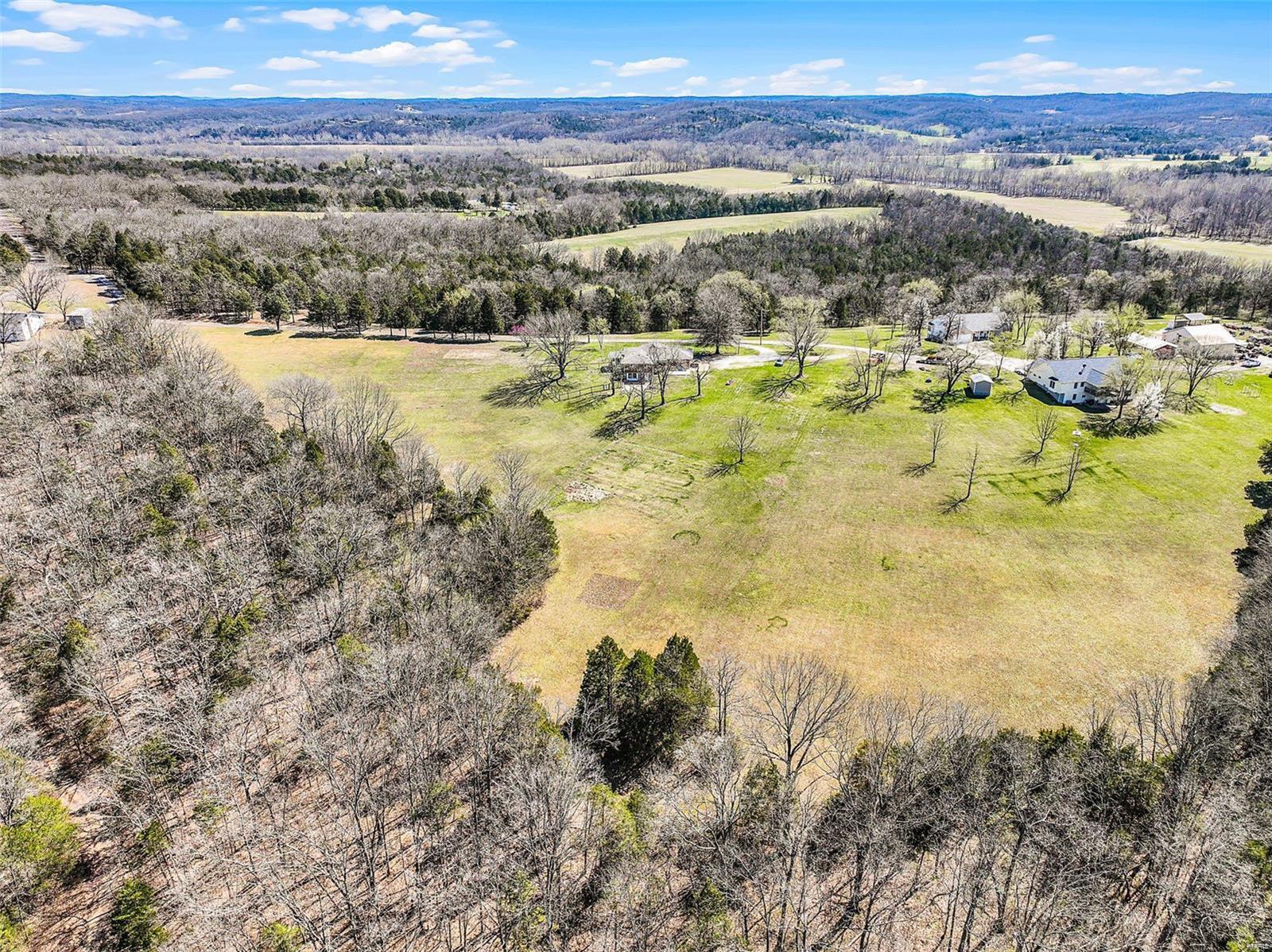 139 Twin Bluffs Lane